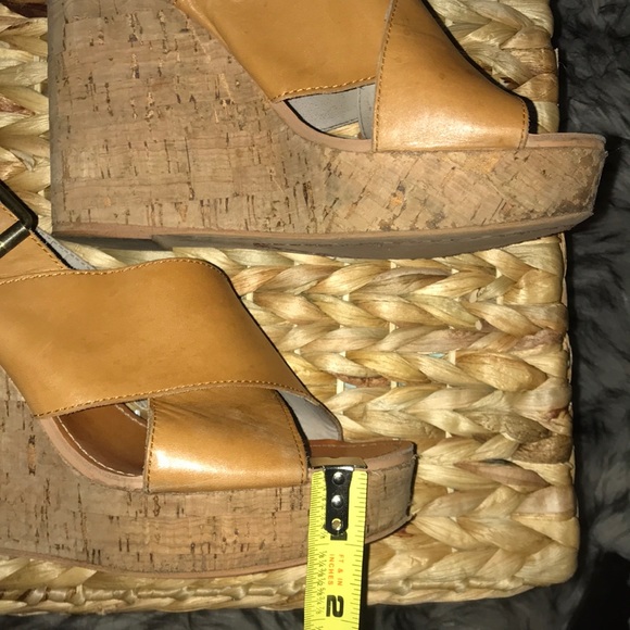 Hinge Tan Strap Platform Wedge Sandals - Picture 5 of 8